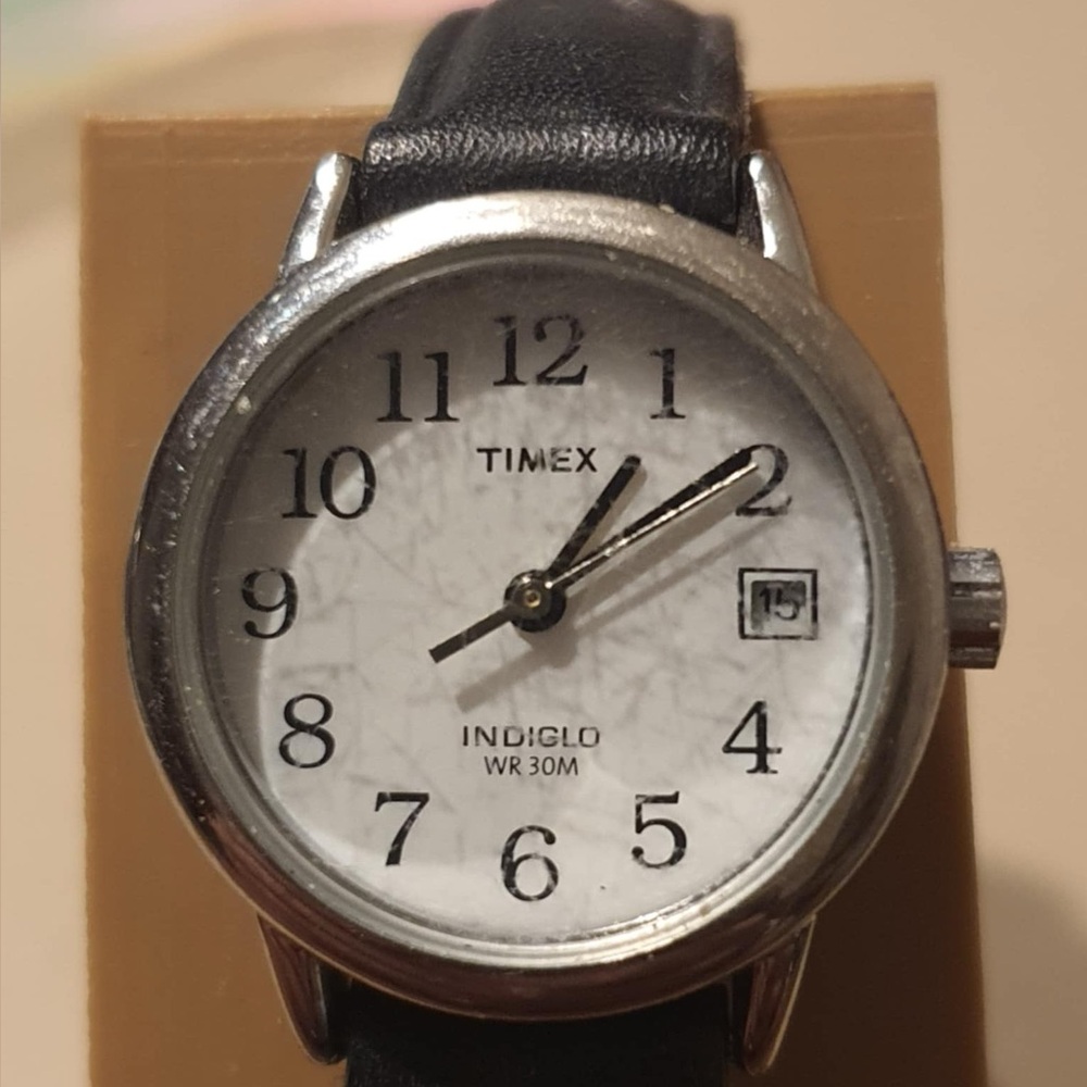 🦋10/$20🦋 Timex Indiglo Silver/White Easy Reader Women's Watch w/Date